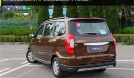 商务车9座五菱汽车价格（五菱商务九座新车多少钱）